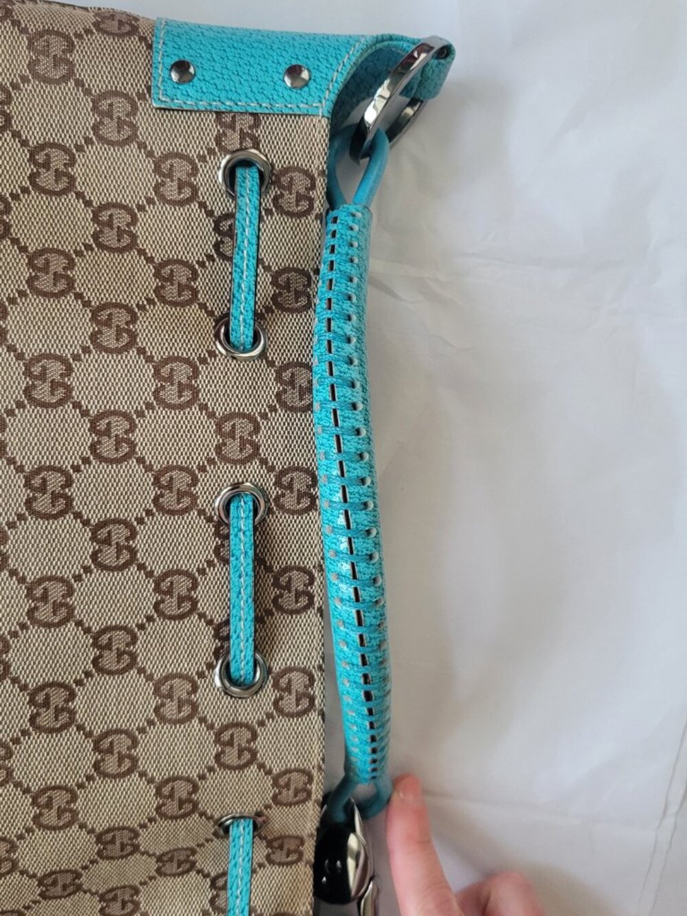 Authentic Tom Ford era Turquoise Gucci Hobo - Picture 4 of 16